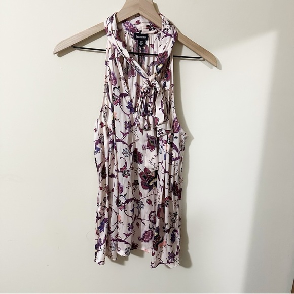 Torrid Womens Pink Floral Tie Front V Neck Tank Top Size 00 - Picture 1 of 12